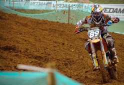 开云·体育全站登录地址-WRC粉丝狂欢：现场氛围与观赛体验，crew粉丝