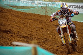 开云·体育全站登录地址-WRC粉丝狂欢：现场氛围与观赛体验，crew粉丝