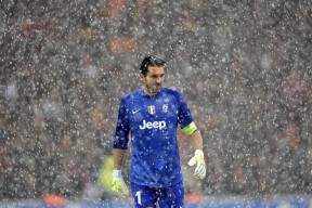 开云体育网页版-_北极探险赛：冰天雪地中的极限运动_，北极探险视频