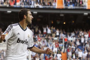 欧国联赛球员技术精湛，精彩瞬间不容错过，欧国联赛制规则这么复杂