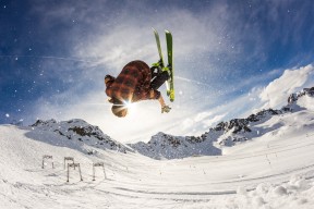 开yun官网-_运动员的个人品牌建设：美丽与实力兼备_，运动员自己的品牌