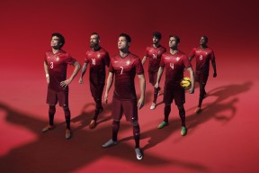 开云真人-公牛球队年轻阵容逐渐成熟，公牛队以前的球员