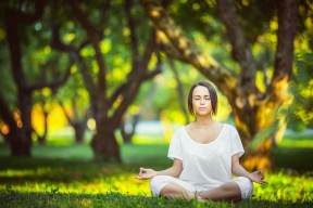 开云网站-_精彩战术分析：教练专家深度解读比赛细节_，战术讲解示范